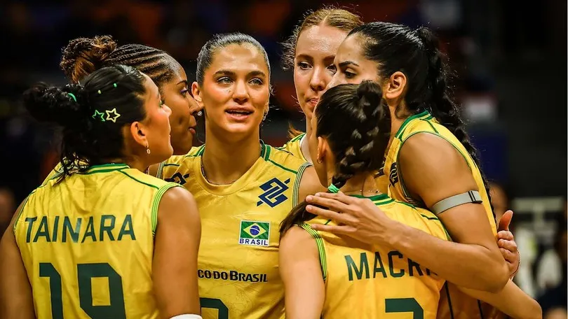 Vôlei feminino: Brasil mantém invencibilidade e derrota a Itália em jogo emocionante